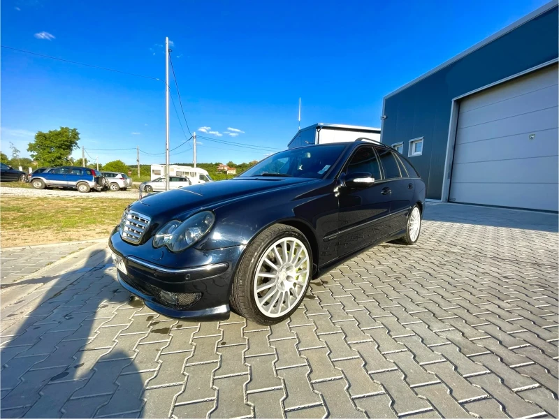 Mercedes-Benz C 320 AMG pack, снимка 2 - Автомобили и джипове - 47769521