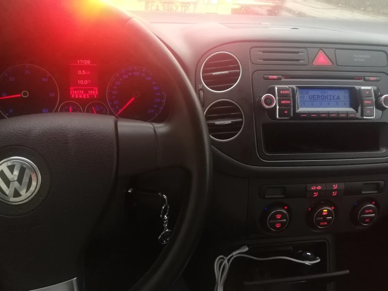 VW Golf Plus, снимка 9 - Автомобили и джипове - 48081280