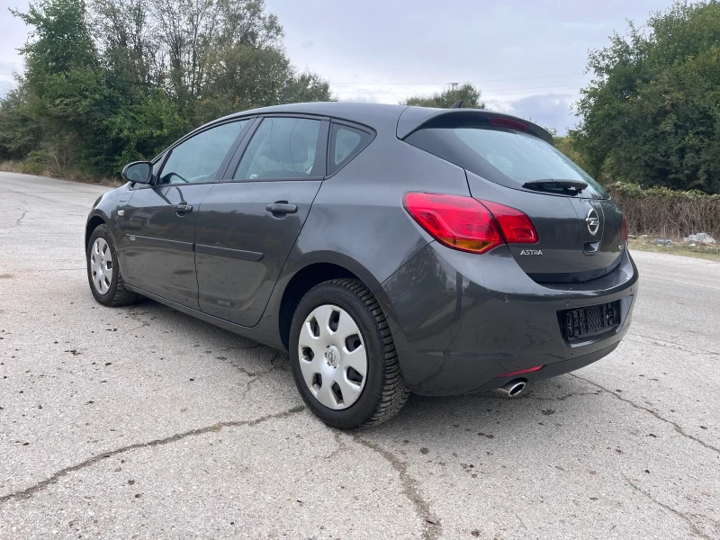 Opel Astra 2.0 CDTI автоматик, снимка 5 - Автомобили и джипове - 52618662
