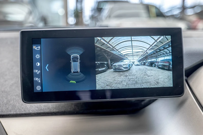 BMW i3 S/120ah/Adaptive LED/PDC/Подгрев/Камера/, снимка 9 - Автомобили и джипове - 53287395