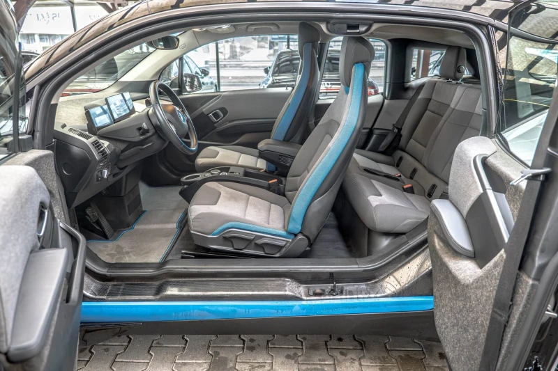 BMW i3 S/120ah/Adaptive LED/PDC/Подгрев/Камера/, снимка 7 - Автомобили и джипове - 53287395