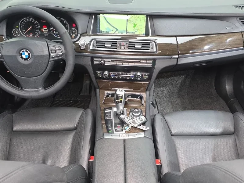 BMW 740 LI, снимка 7 - Автомобили и джипове - 54600964