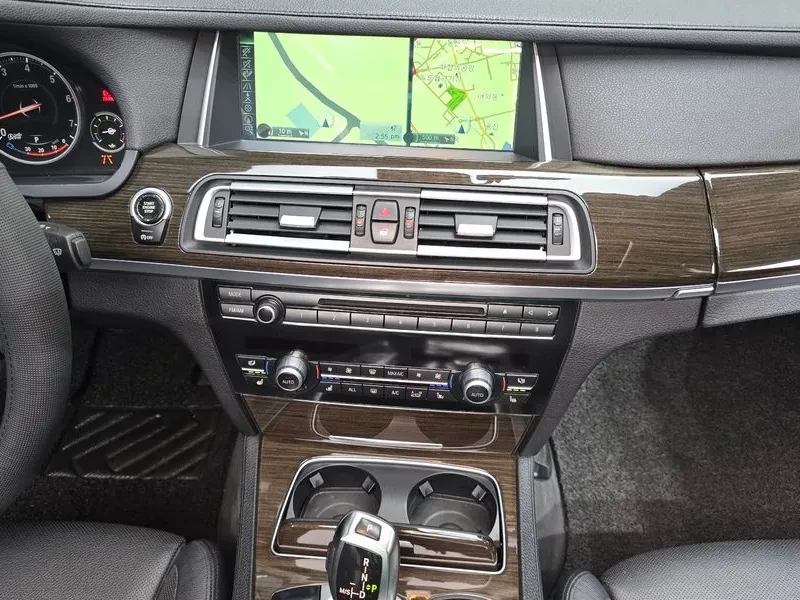 BMW 740 LI, снимка 15 - Автомобили и джипове - 54600964