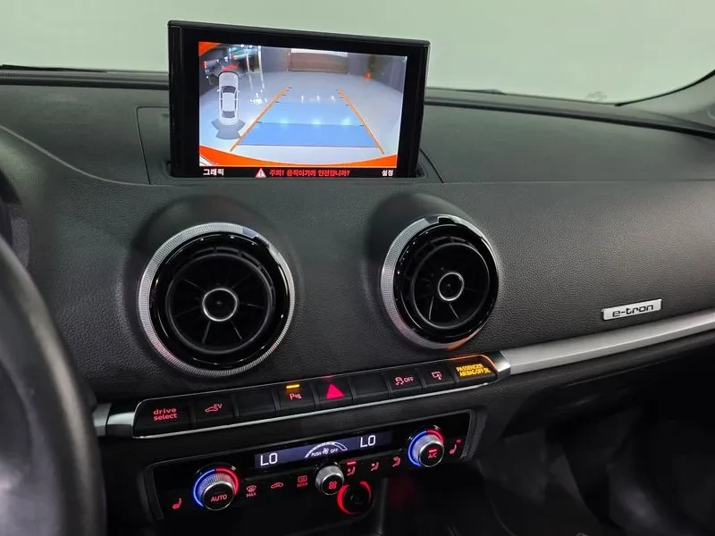 Audi A3 Sportback E-Tron 8V, снимка 15 - Автомобили и джипове - 56517147