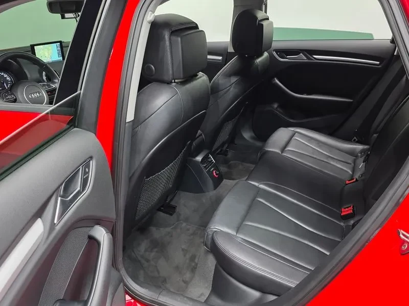 Audi A3 Sportback E-Tron 8V, снимка 12 - Автомобили и джипове - 56517147