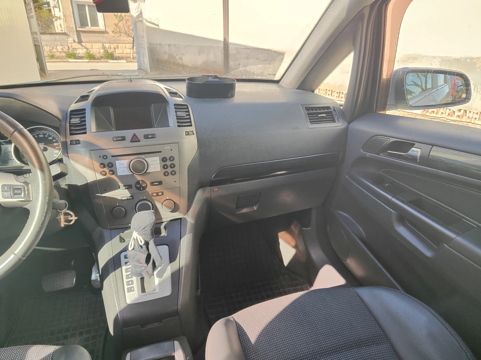 Opel Zafira 1.9 - изображение 10