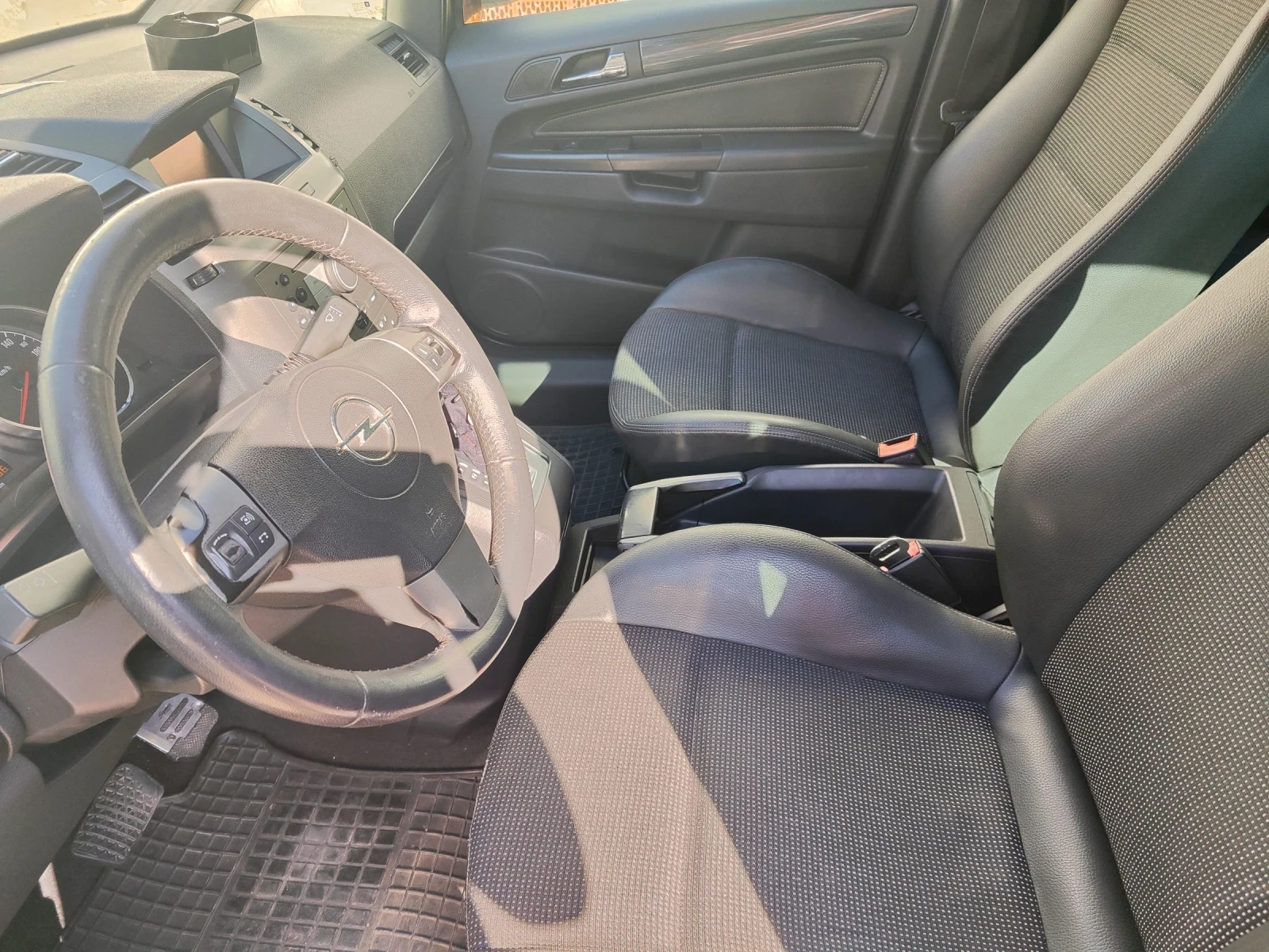Opel Zafira 1.9 - изображение 9