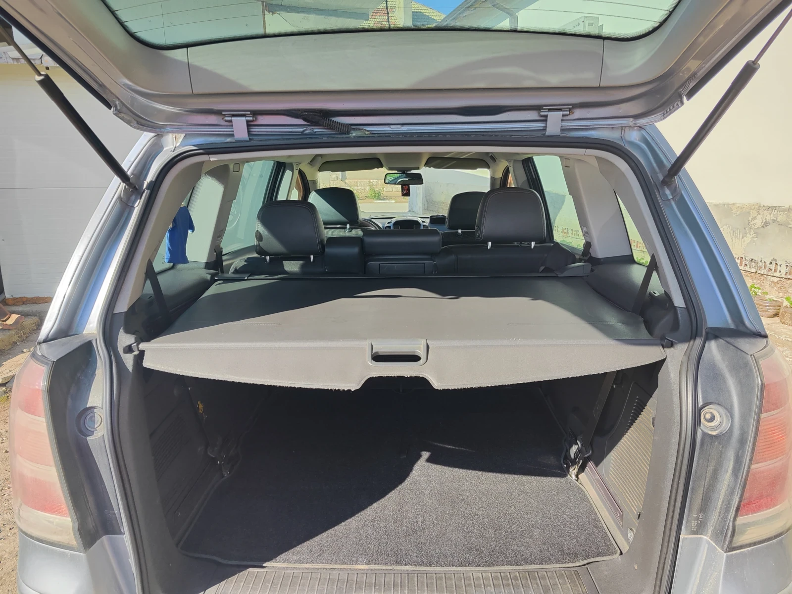 Opel Zafira 1.9 - изображение 4