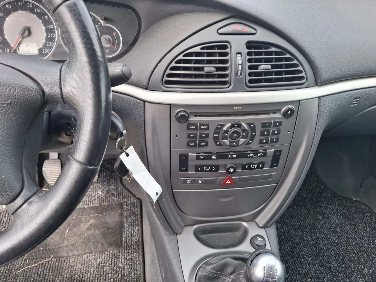 Citroen C5 1.8-  125кс. - изображение 8
