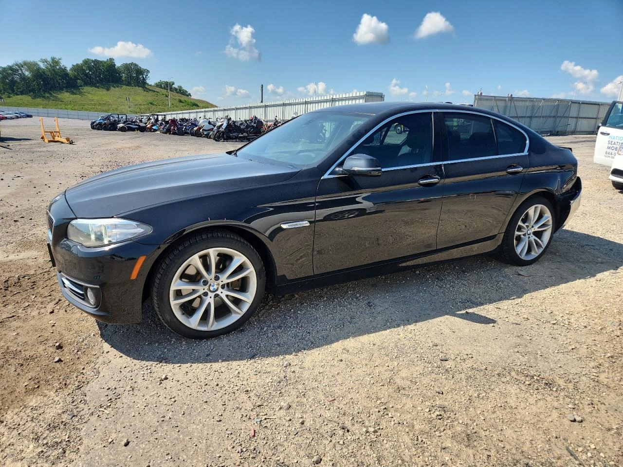 BMW 535 XDRIVE LUXURY LINE - изображение 2