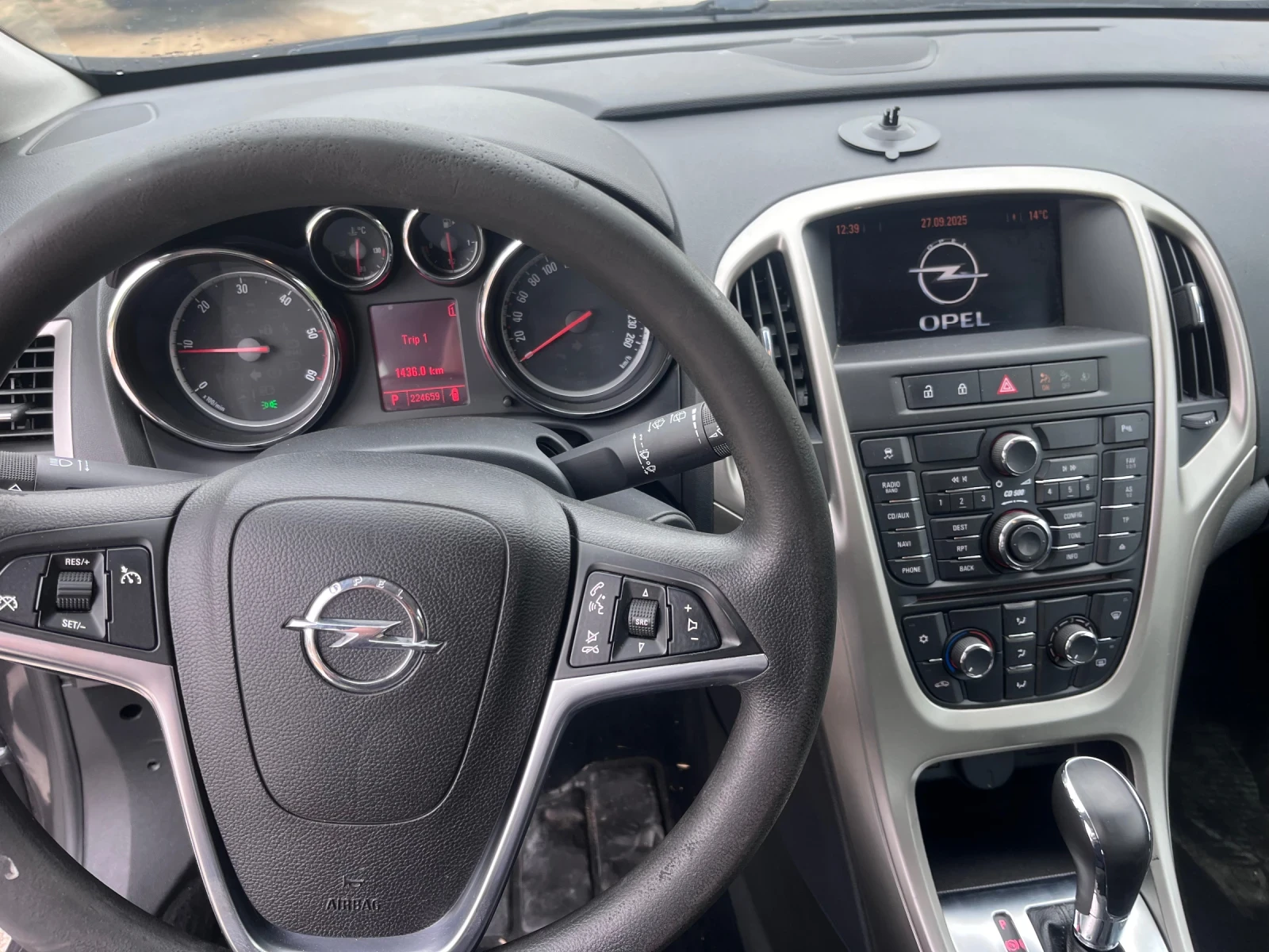 Opel Astra 2.0 CDTI  | Mobile.bg   11