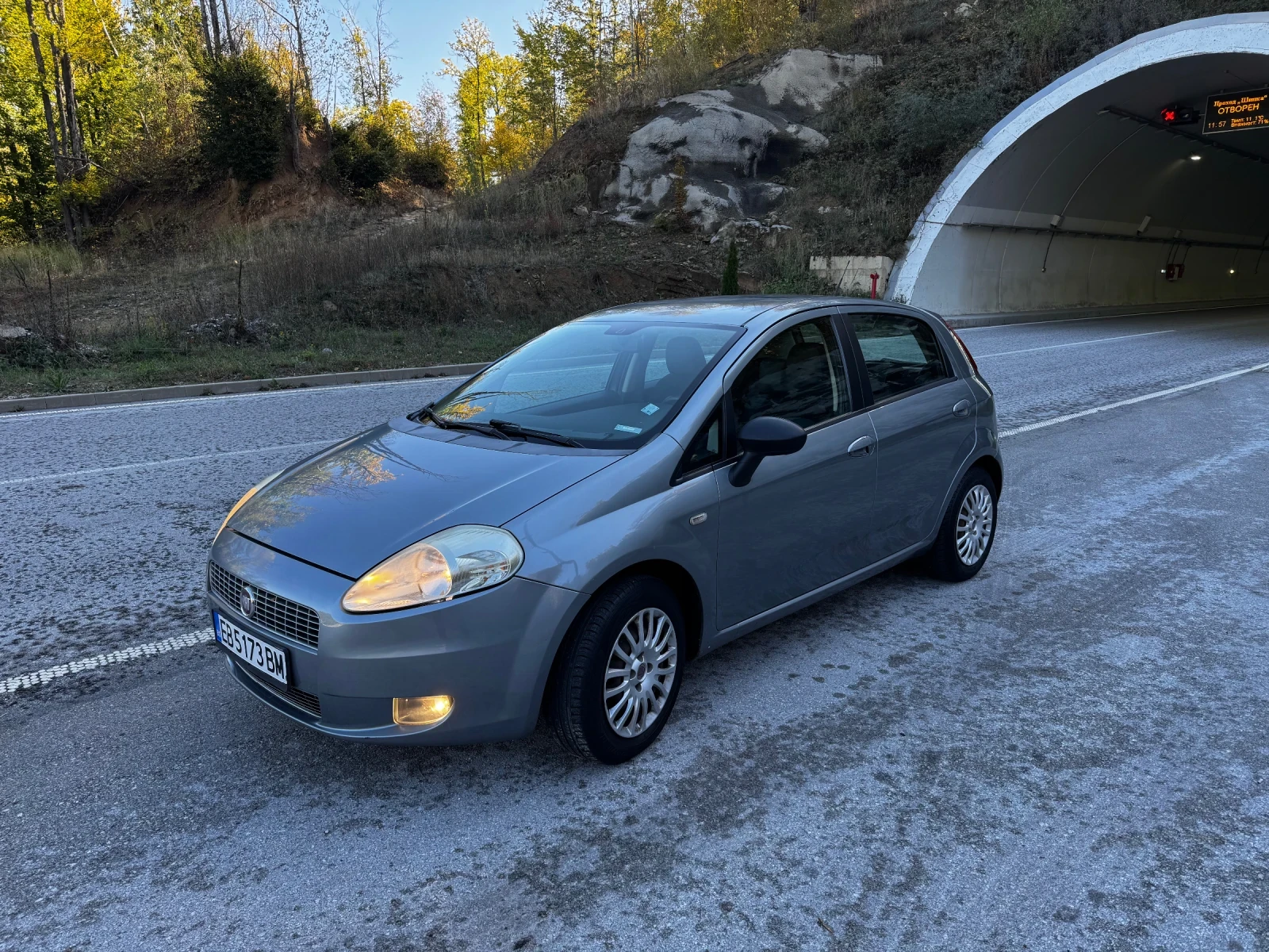 Fiat Punto 1.2i - изображение 2