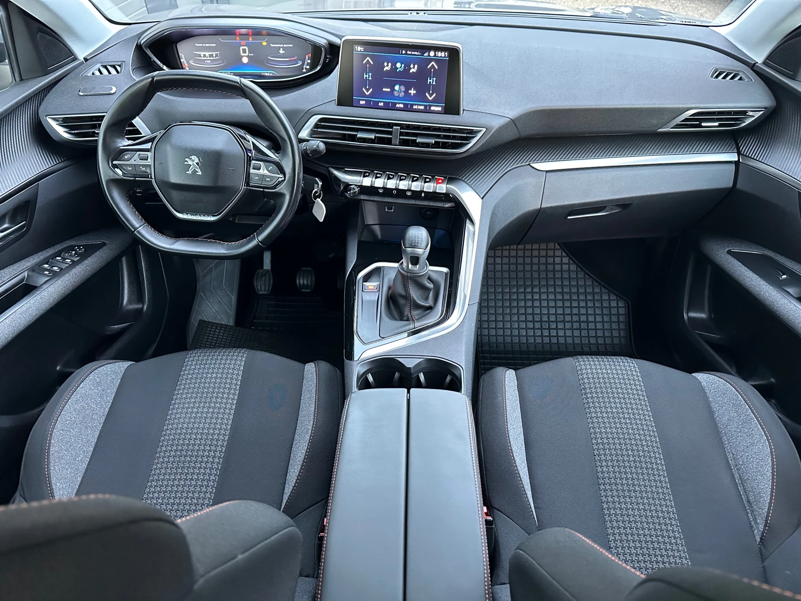 Peugeot 3008 1.6HDI 124      | Mobile.bg   13