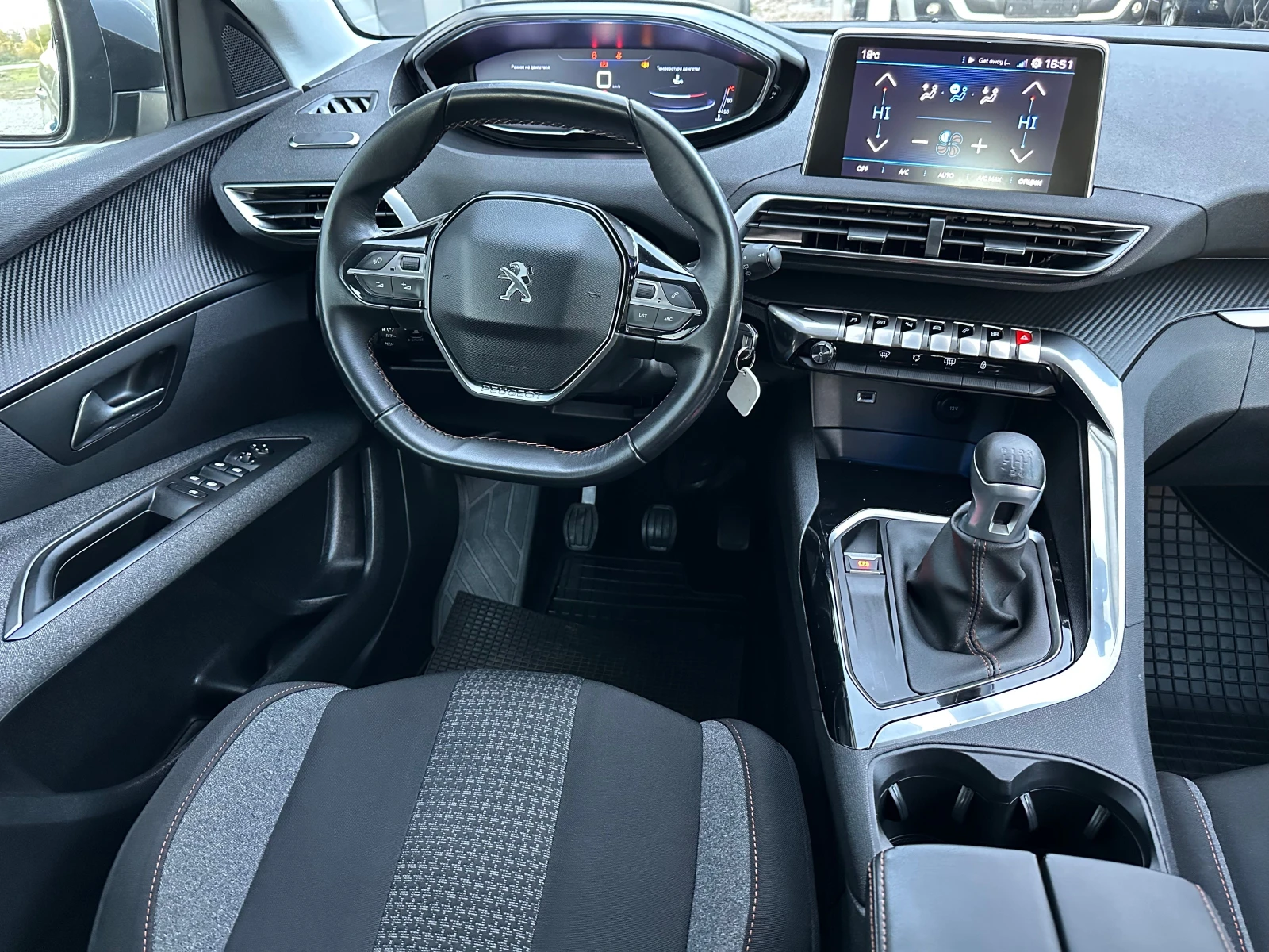 Peugeot 3008 1.6HDI 124      | Mobile.bg   14