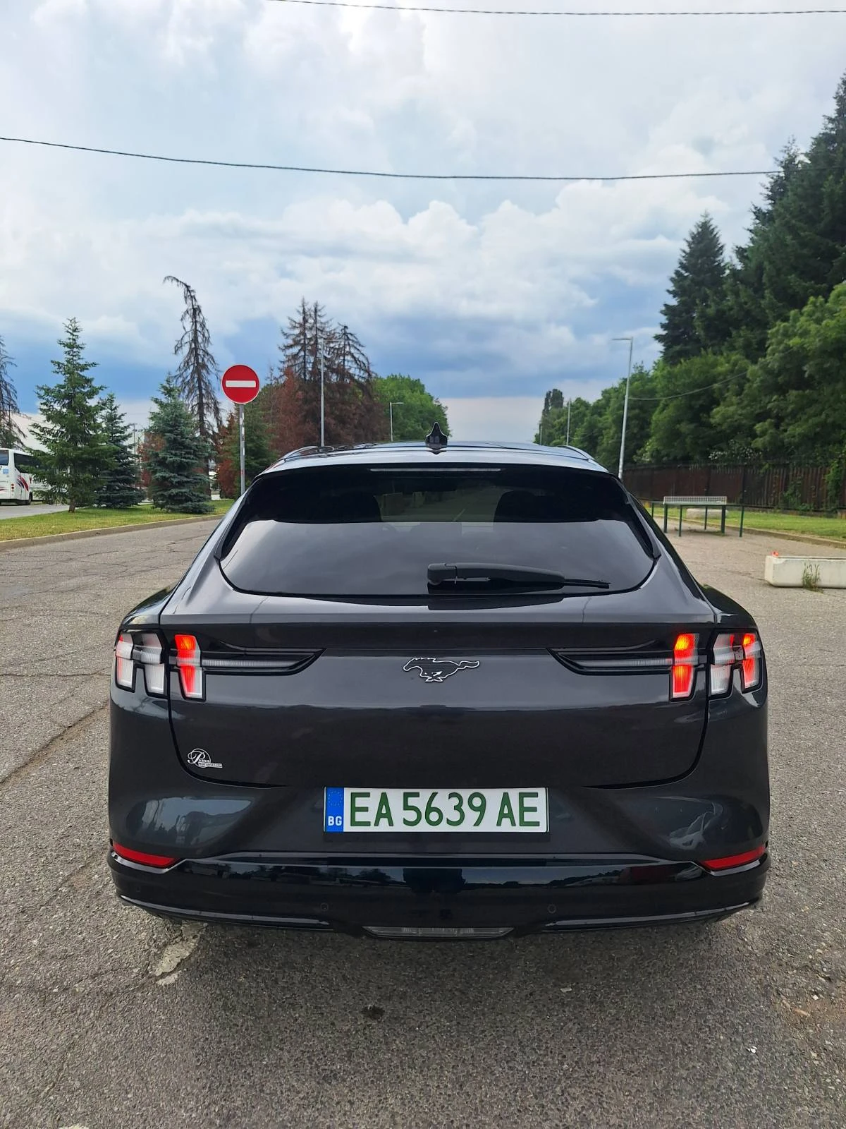 Ford Mustang Mach-E PREMIUM, снимка 3 - Автомобили и джипове - 54907060