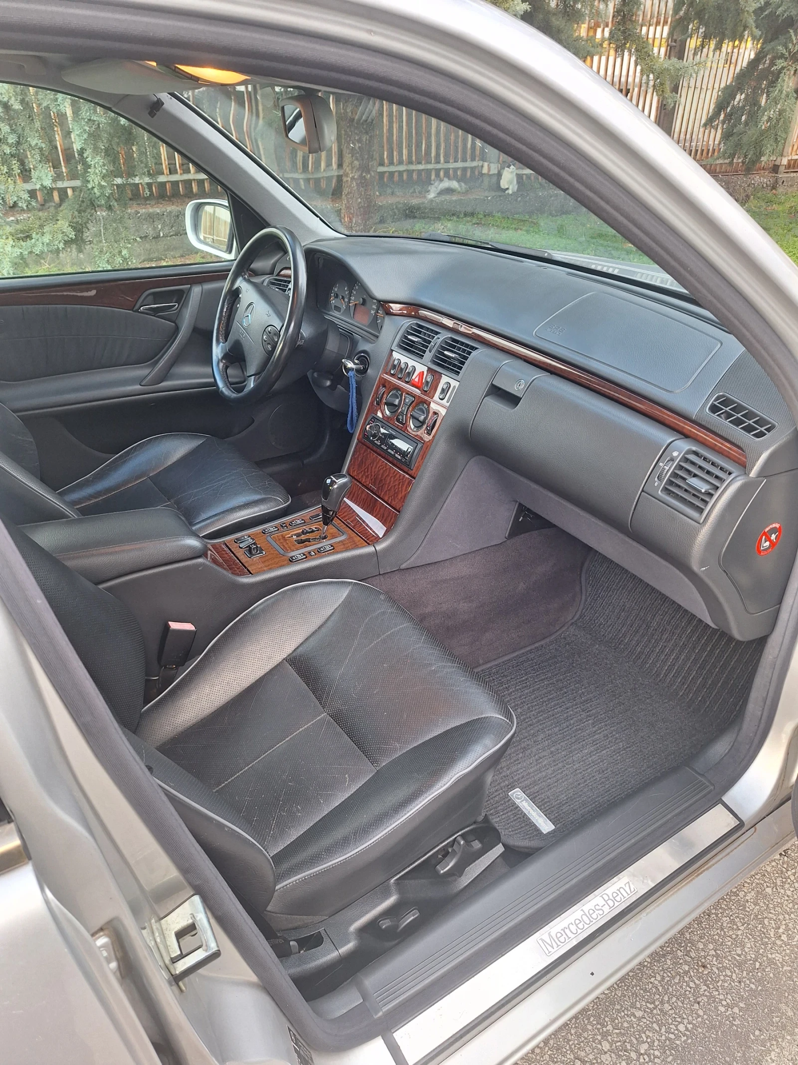 Mercedes-Benz E 280 280   | Mobile.bg   9