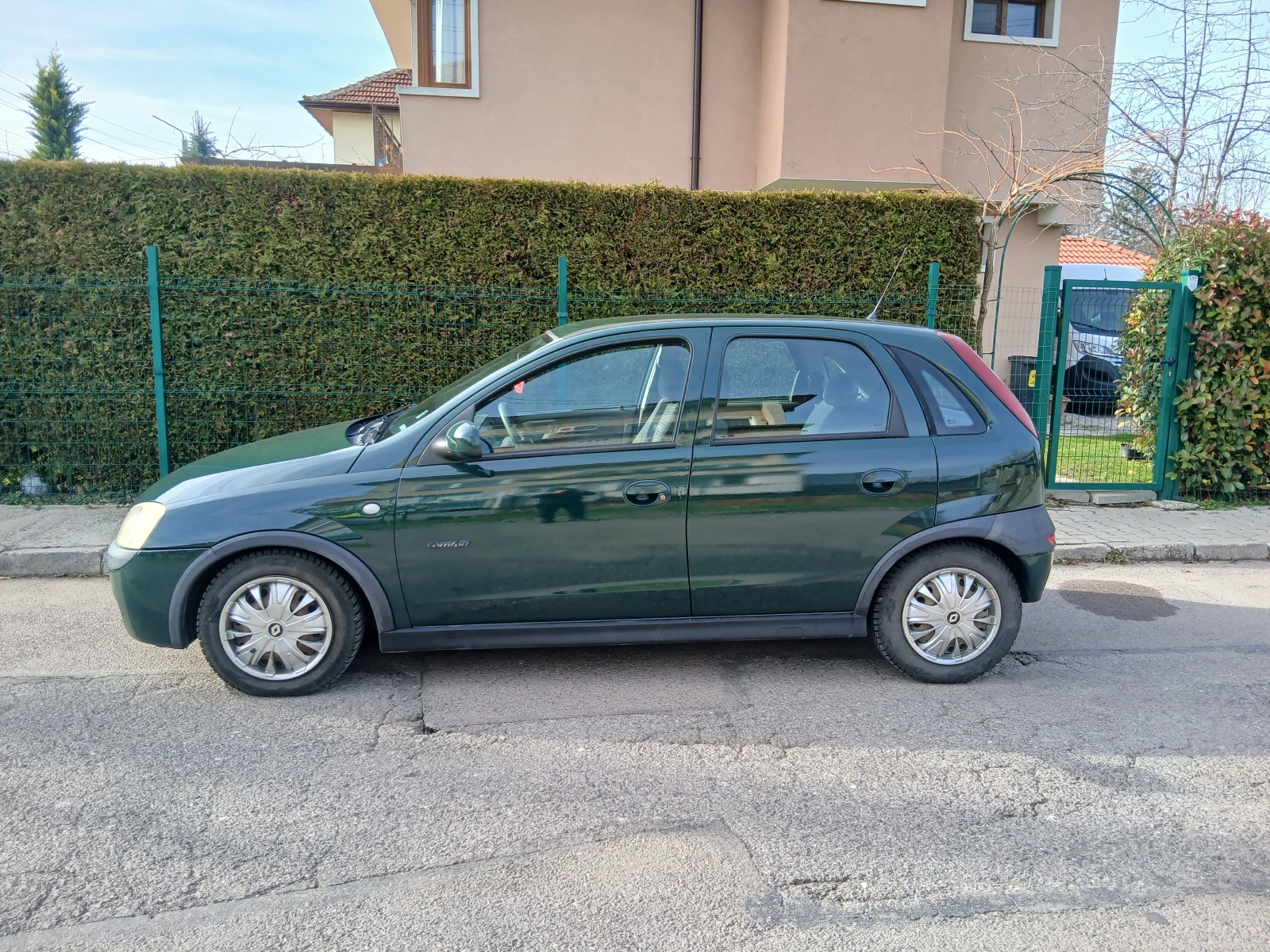 Opel Corsa 1.1 клима  гаражен - изображение 9