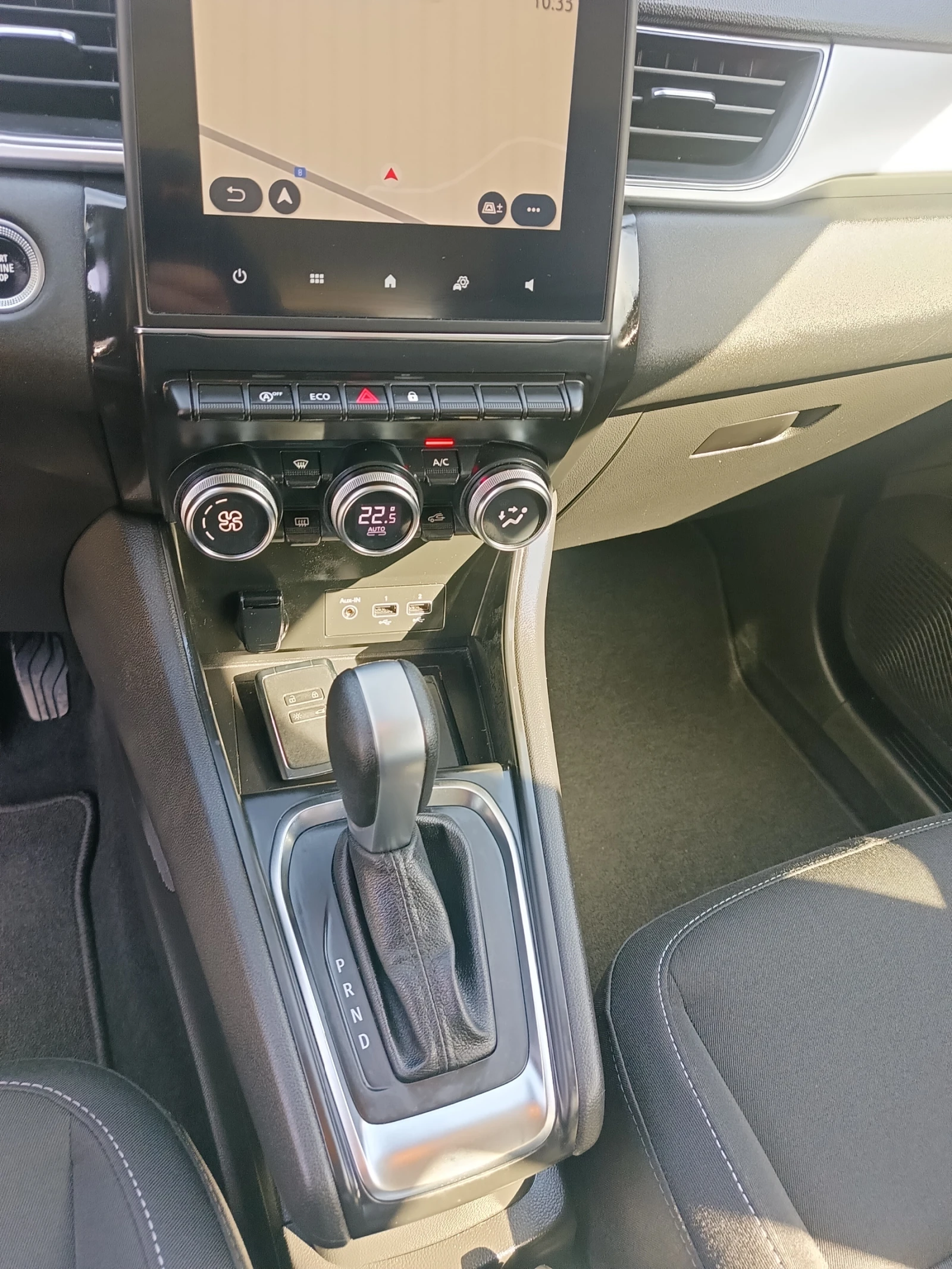 Renault Captur 1.5dci Автоматик, снимка 17 - Автомобили и джипове - 53804536