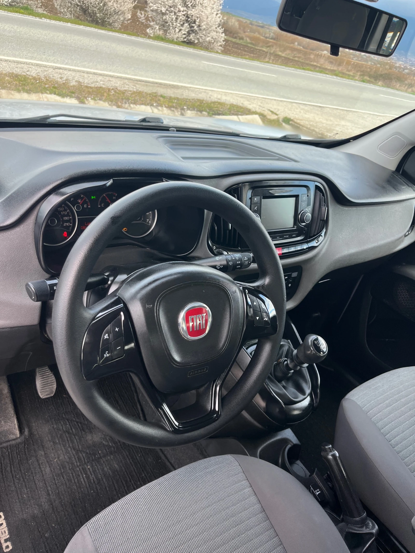 Fiat Doblo 1.4 Turbo , снимка 10 - Автомобили и джипове - 53829924