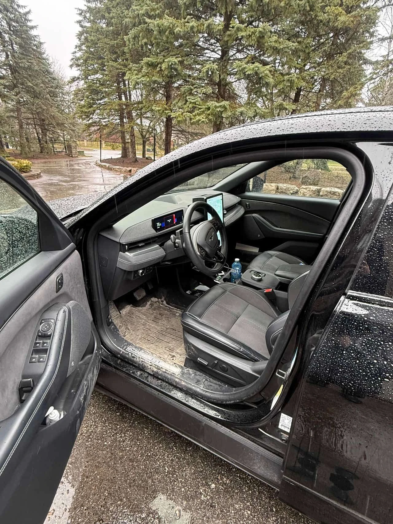 Ford Mustang Mach-E GT Performance Edition* 2 КЛЮЧА* PANO* KEYLESS* ПО, снимка 5 - Автомобили и джипове - 54177411