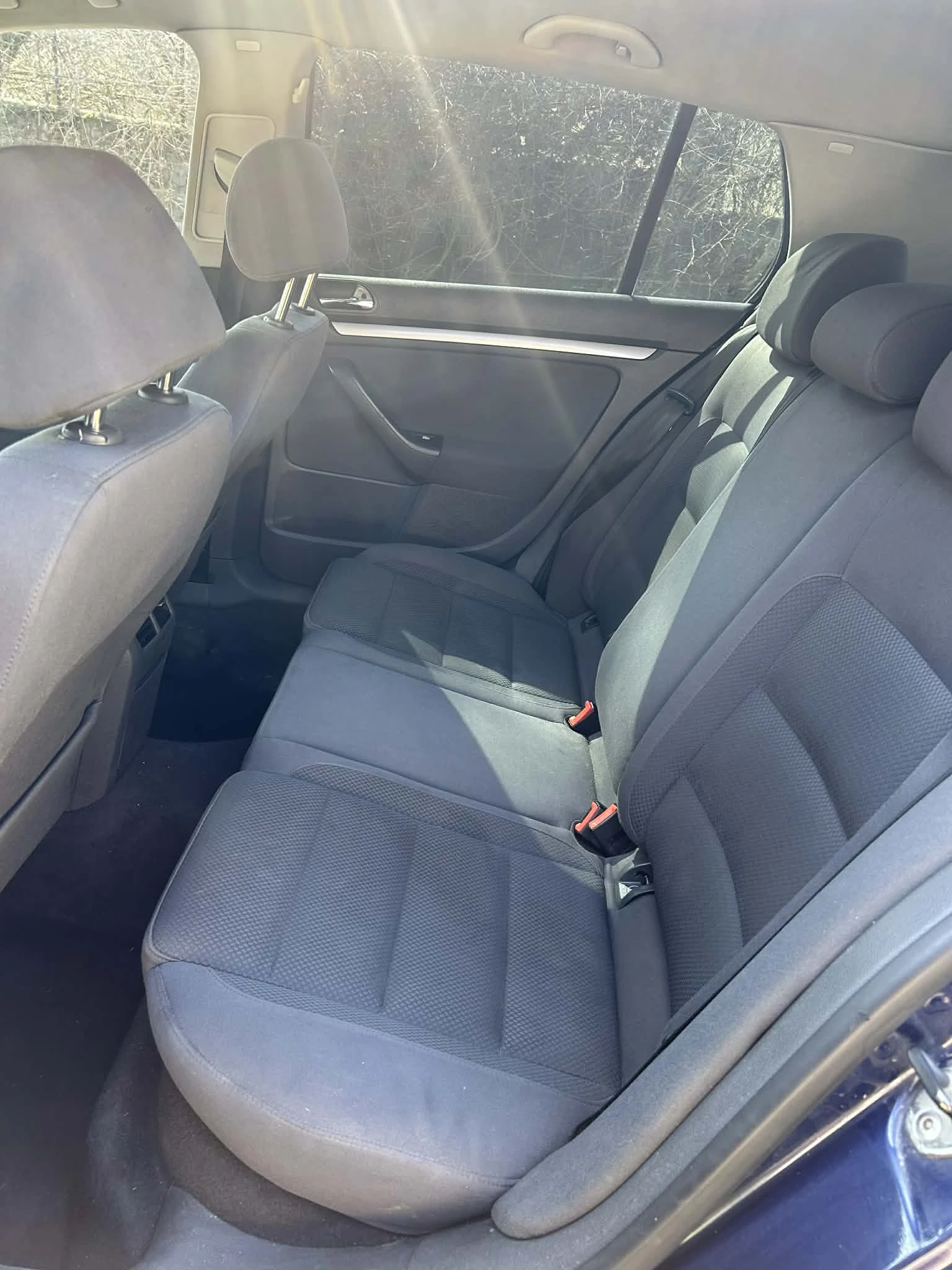 VW Golf 2.0TDI 4MOTION, снимка 10 - Автомобили и джипове - 54208125