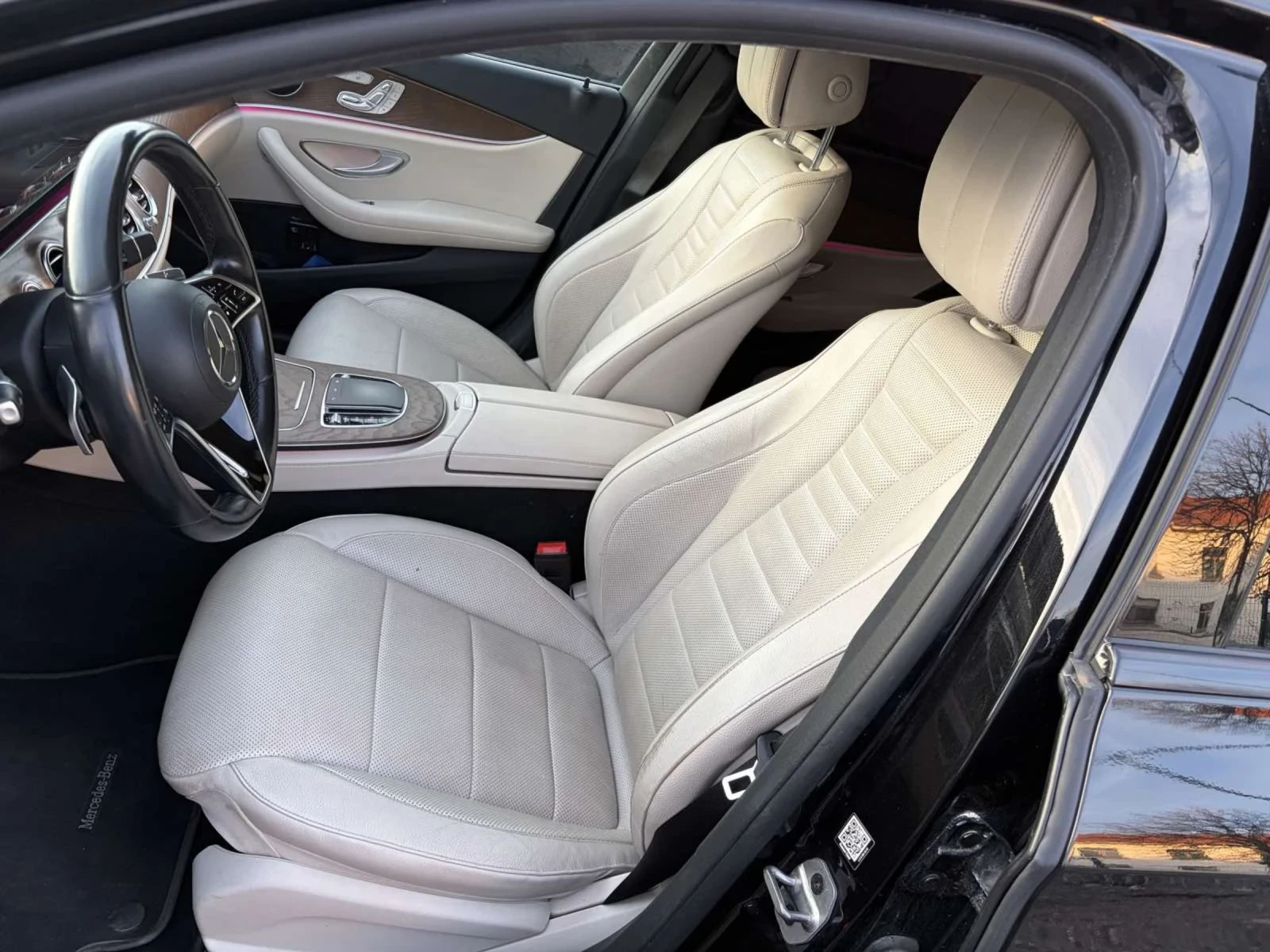 Mercedes-Benz E 450 EQ, снимка 13 - Автомобили и джипове - 54209532