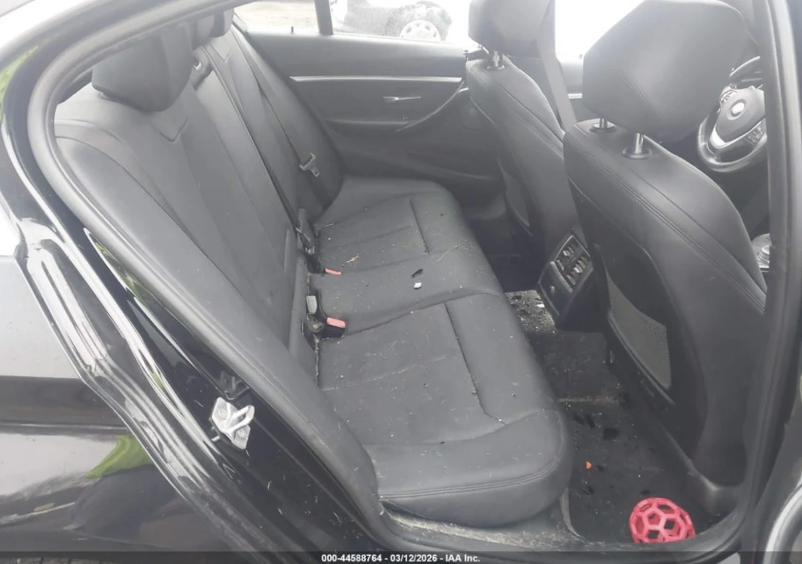 BMW 340 АВТОКРЕДИТ, снимка 8 - Автомобили и джипове - 54358526