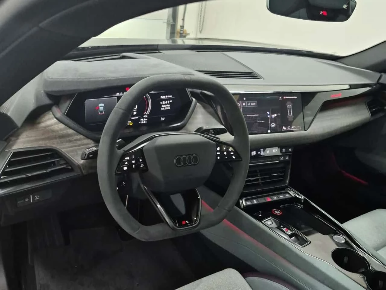 Audi E-Tron GT S/QUATTRO/HUD/ПАНО/ОБДУХ/ФИНАНСИРАНЕ, снимка 6 - Автомобили и джипове - 54635999