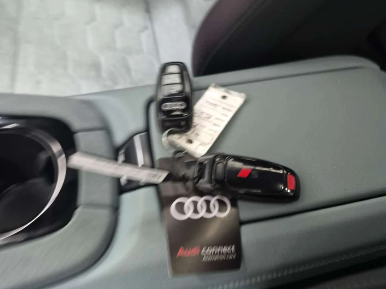 Audi E-Tron GT S/QUATTRO/HUD/ПАНО/ОБДУХ/ФИНАНСИРАНЕ, снимка 8 - Автомобили и джипове - 54635999