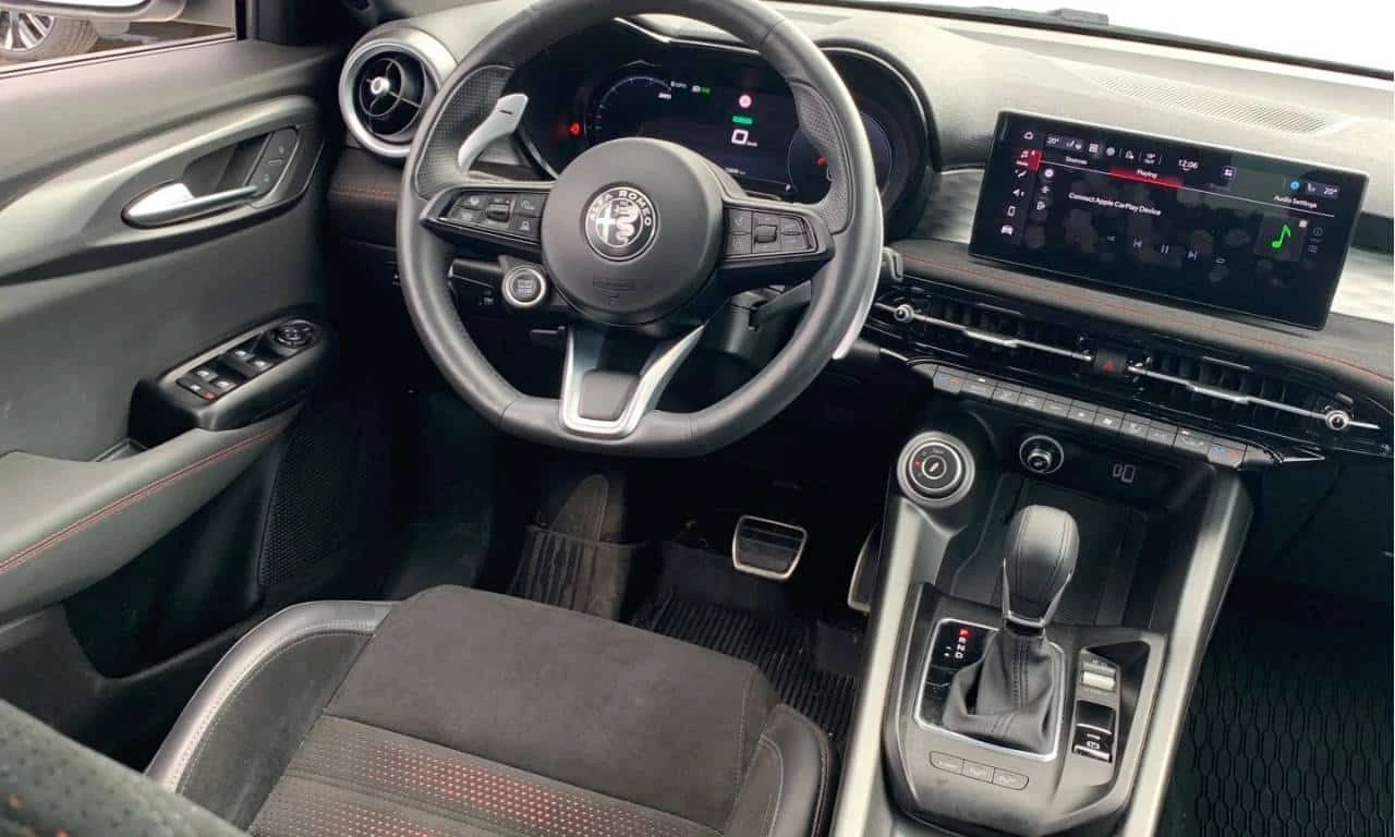Alfa Romeo Tonale * Veloce EAWD * АВТОКРЕДИТ БЕЗ ПЪРВОНАЧАЛНА ВНОСКА, снимка 9 - Автомобили и джипове - 54720588