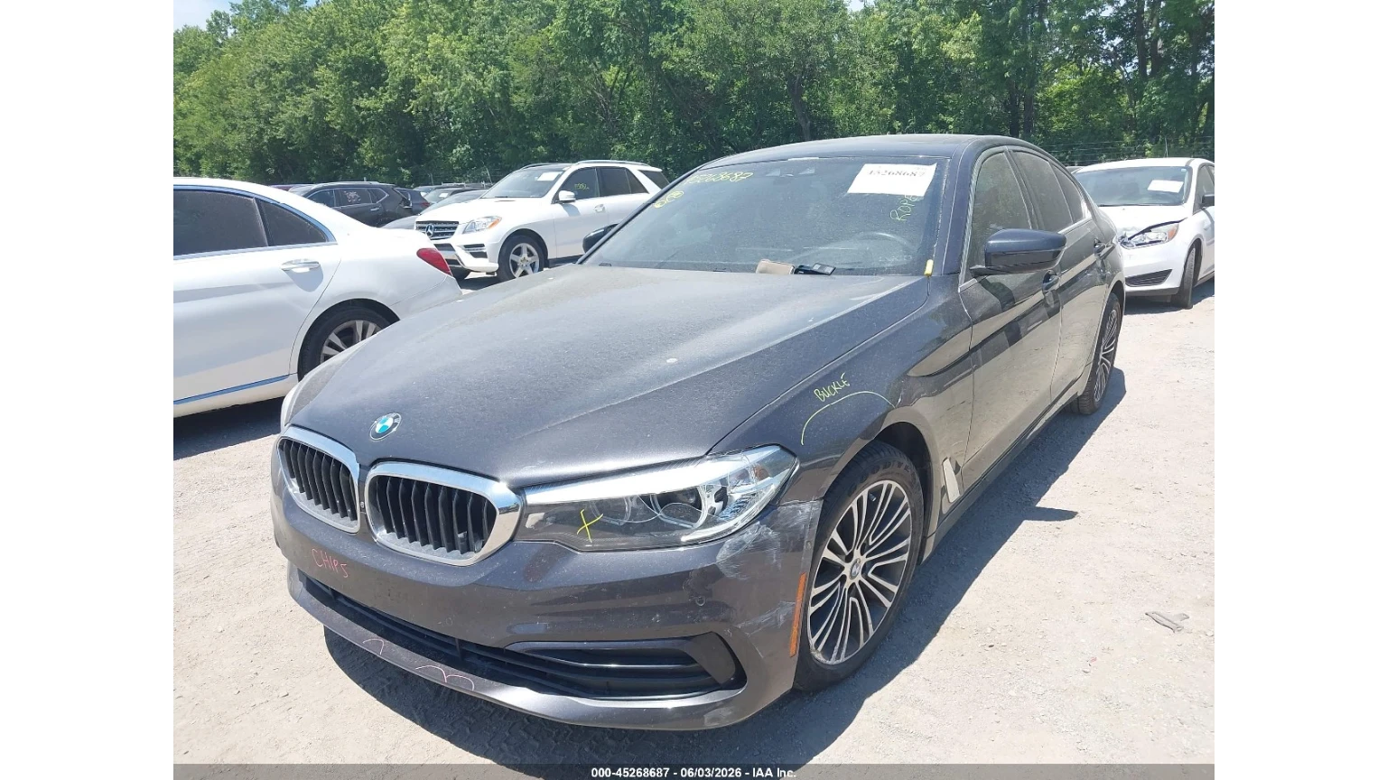 BMW 540 ВИДЕО НА АВТОМОБИЛА, снимка 2 - Автомобили и джипове - 55268635