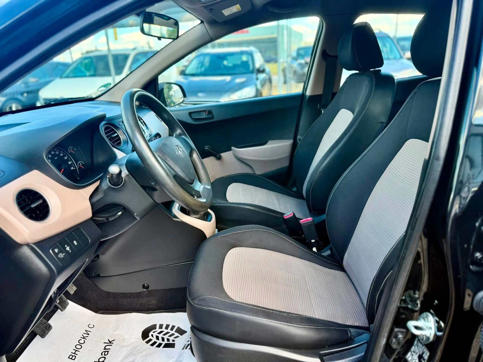 Hyundai I10 1.0, снимка 9 - Автомобили и джипове - 55278817