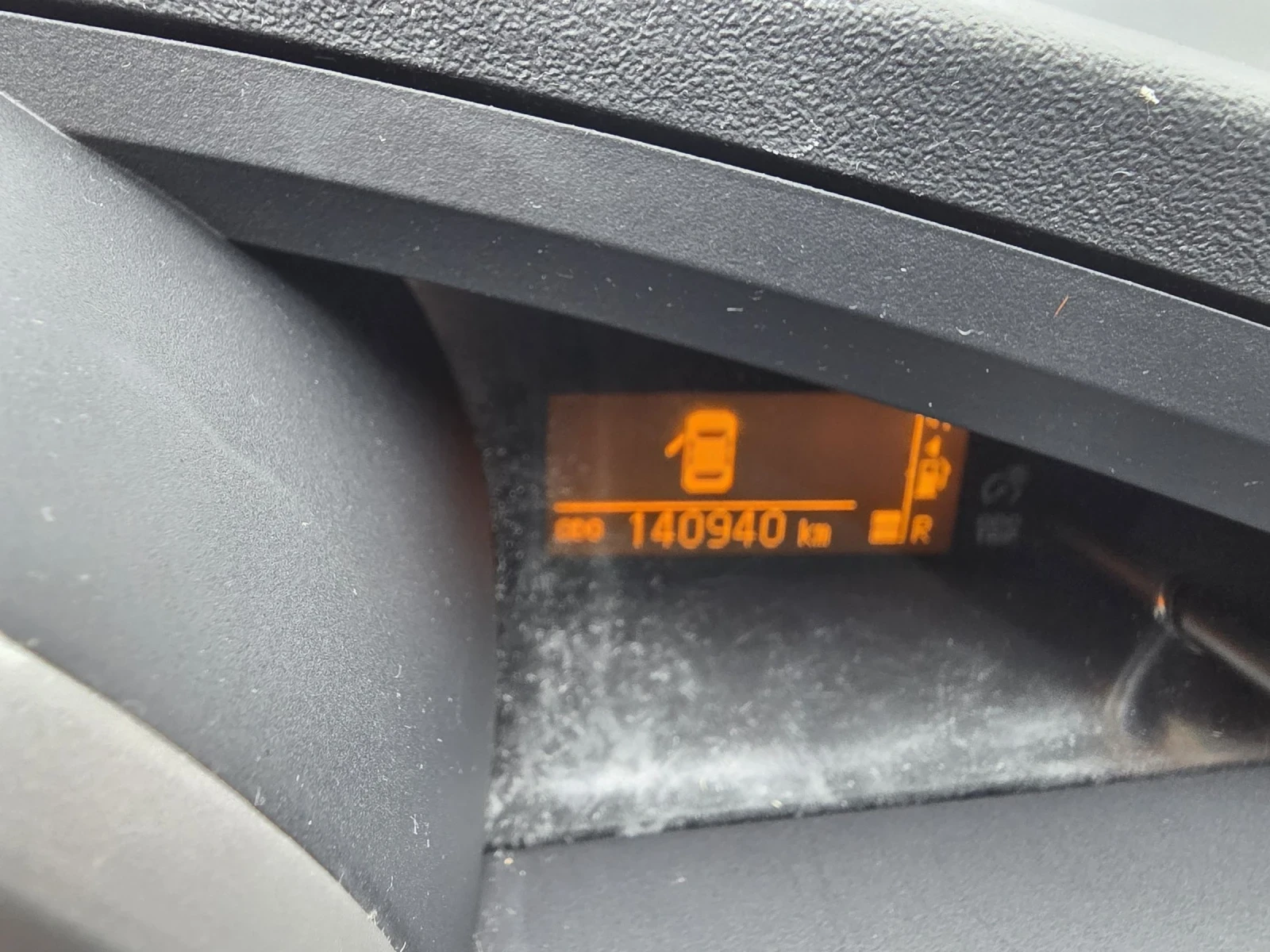 Toyota Verso 2.0d4d 126p.s kamera, navi, podgrev, снимка 14 - Автомобили и джипове - 55378913