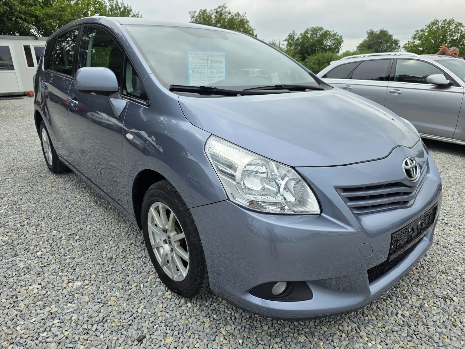 Toyota Verso 2.0d4d 126p.s kamera, navi, podgrev, снимка 3 - Автомобили и джипове - 55378913