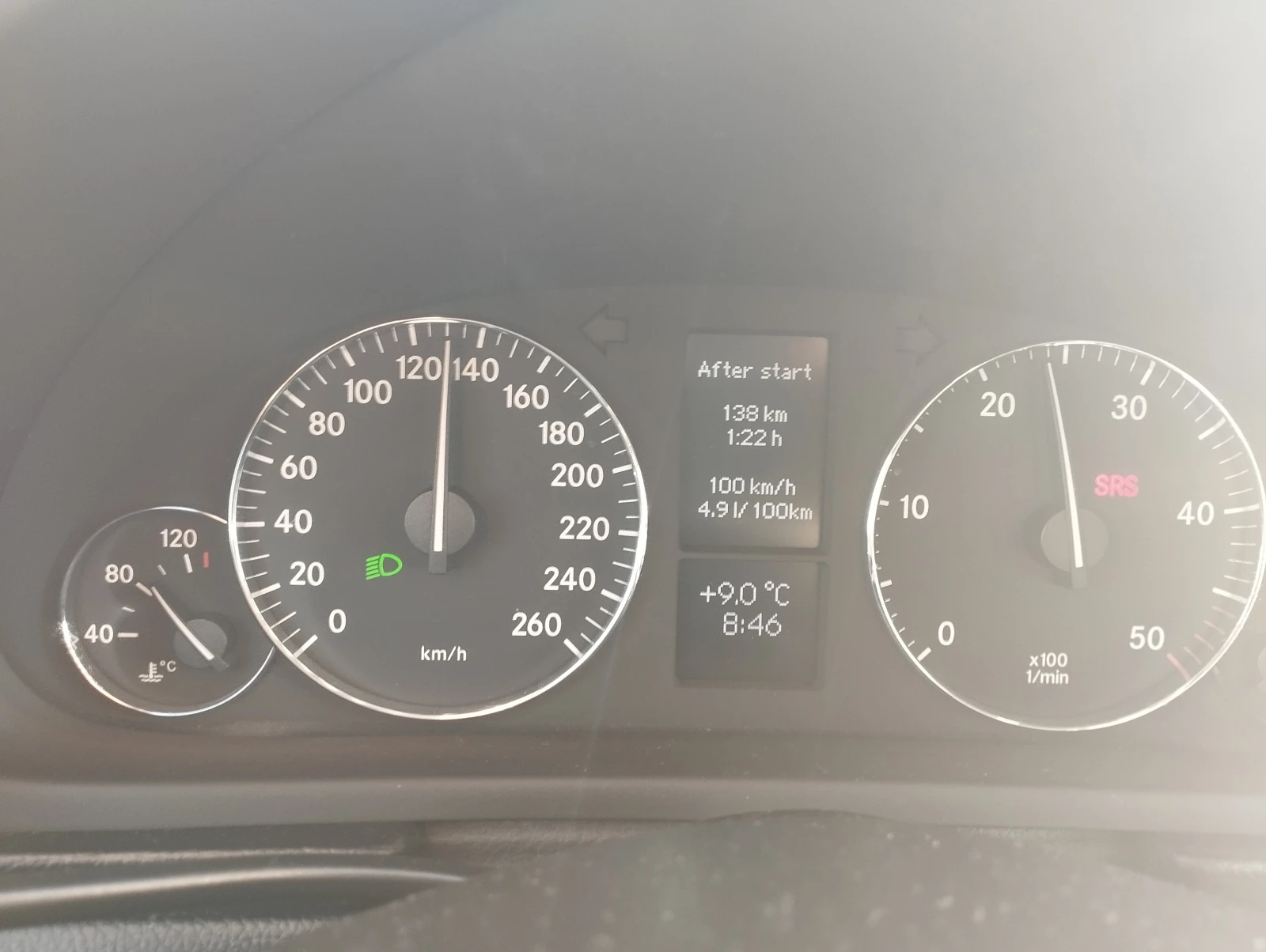 Mercedes-Benz C 220, снимка 2 - Автомобили и джипове - 55564760