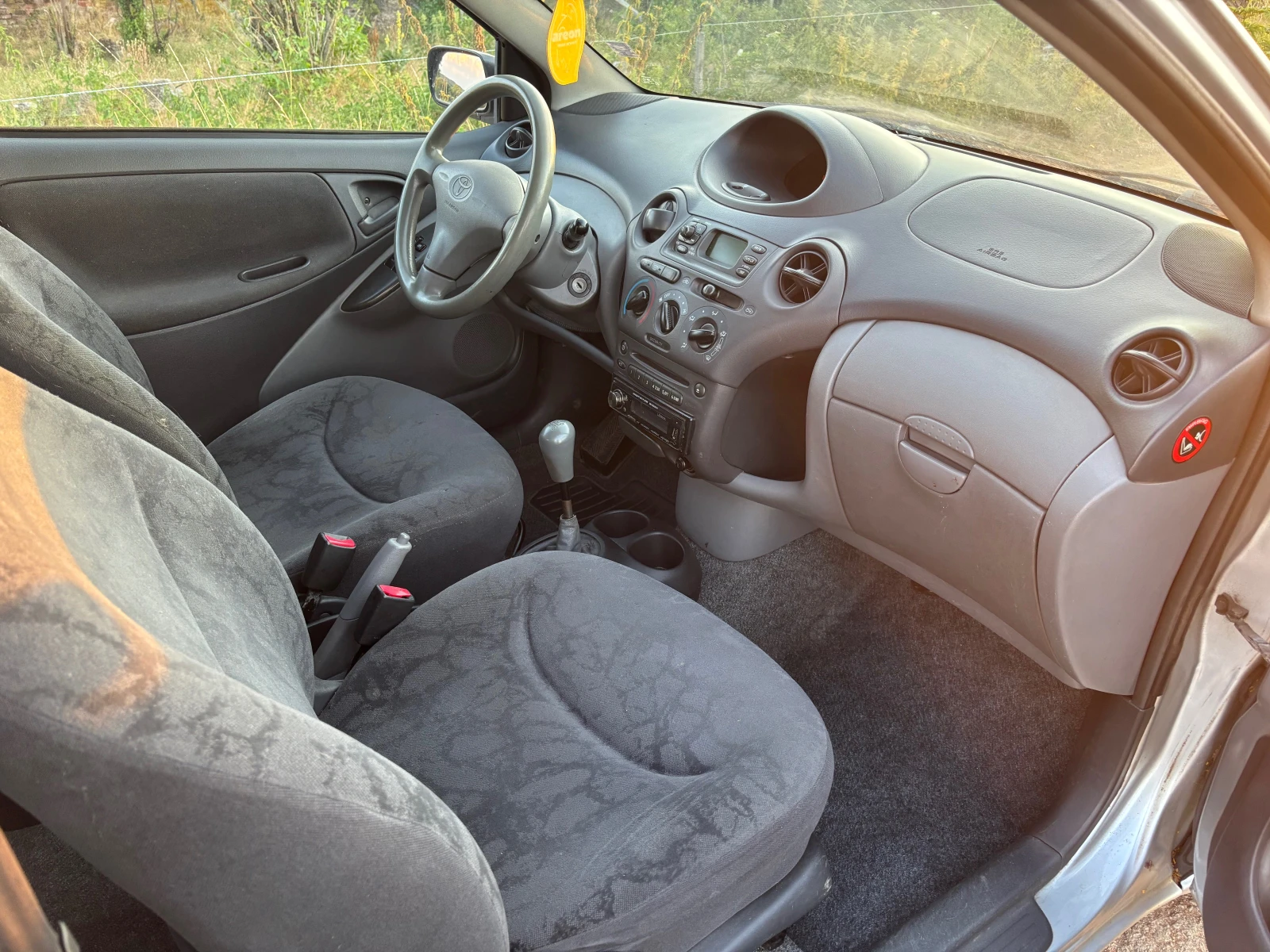 Toyota Yaris, снимка 8 - Автомобили и джипове - 55779520