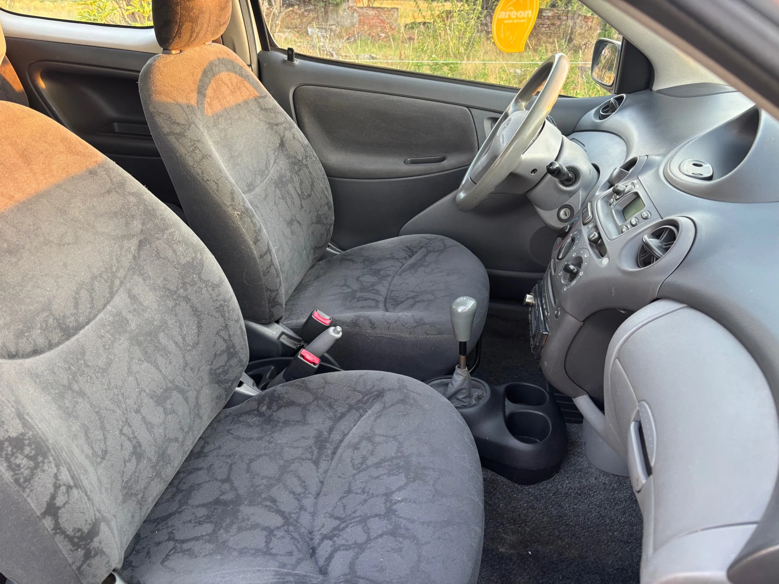 Toyota Yaris, снимка 7 - Автомобили и джипове - 55779520