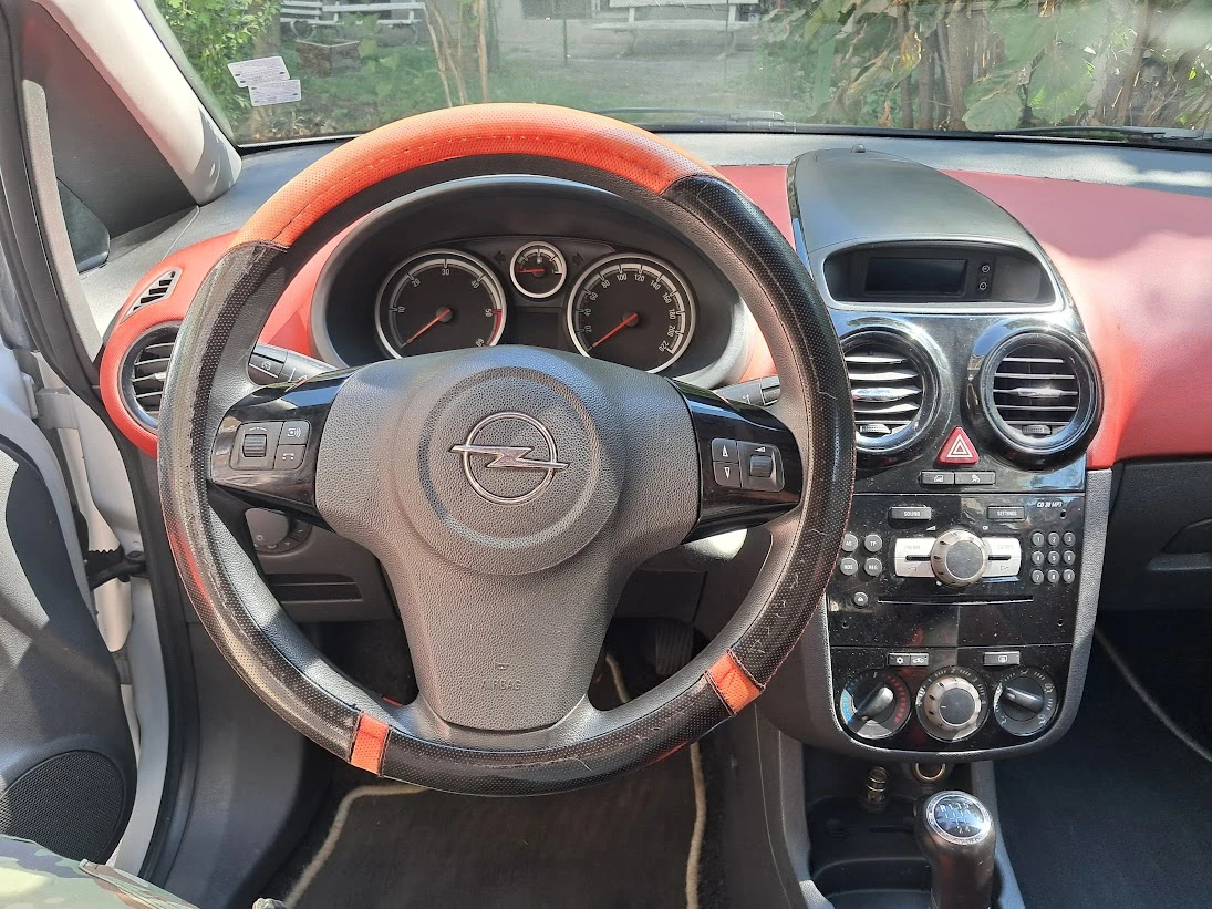 Opel Corsa  D, 1.3 CDTI, ECO FLEX, оранжев салон, снимка 2 - Автомобили и джипове - 56153437