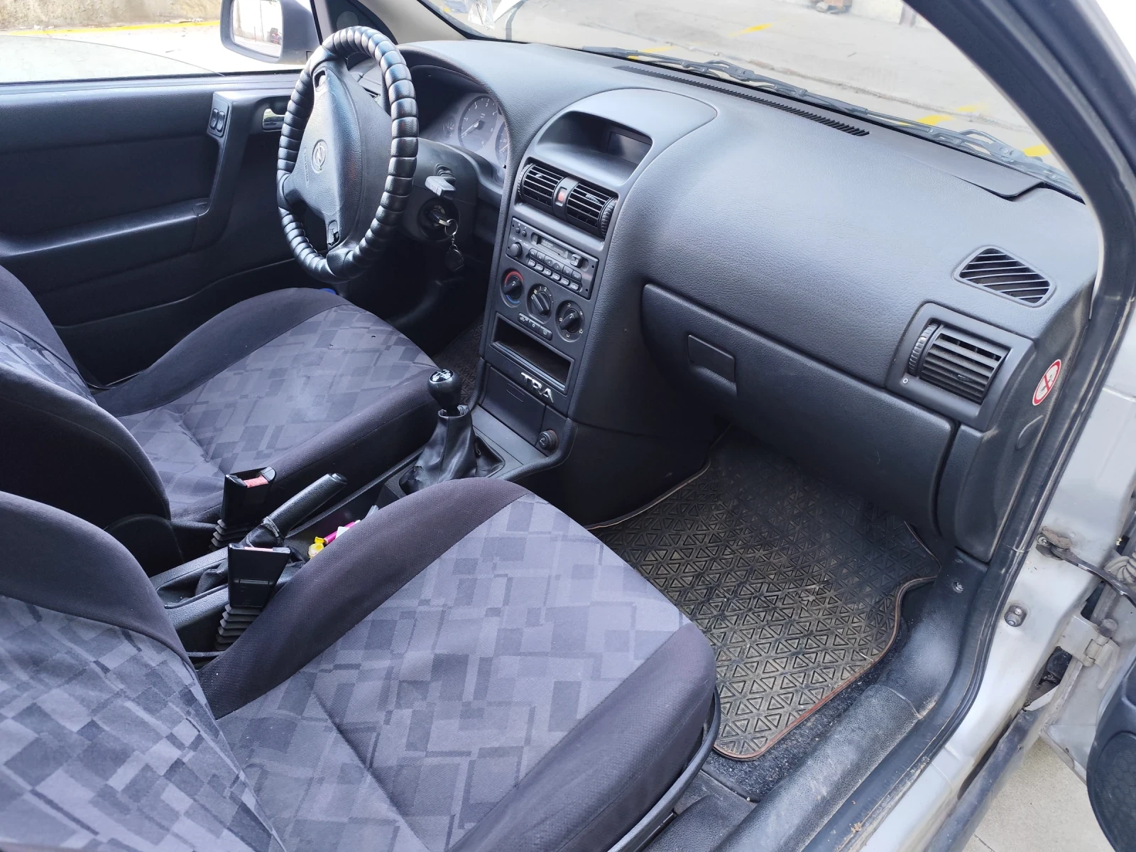 Opel Astra 1.7 diesel, снимка 7 - Автомобили и джипове - 56374911