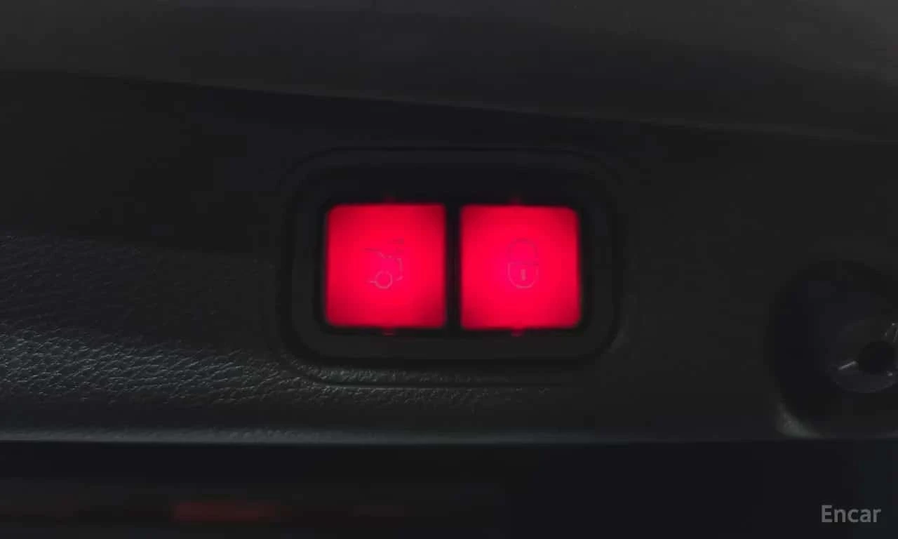 Mercedes-Benz E 400 4MATIC * Exclusive * 360 * ��������� *  | Mobile.bg � ����������� 16