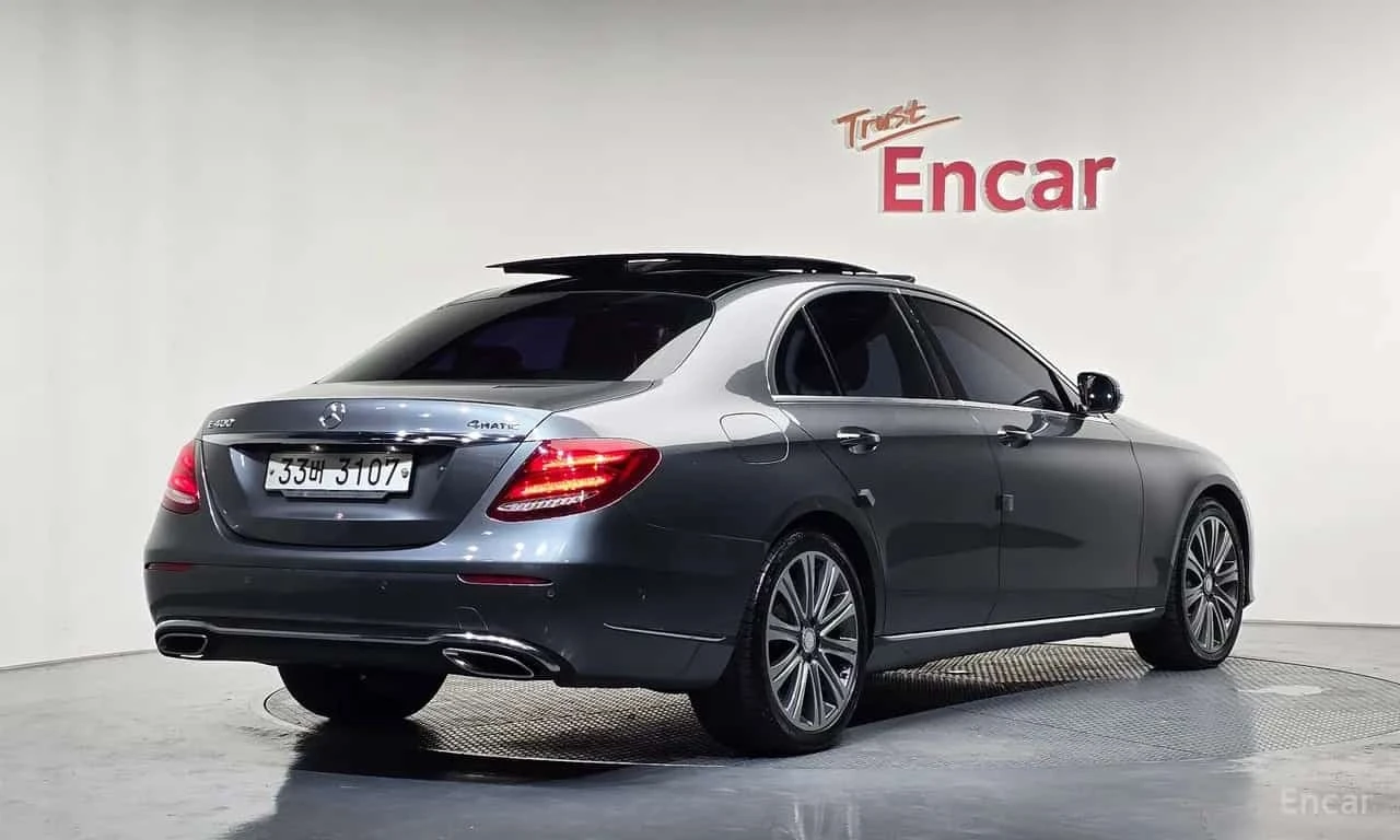 Mercedes-Benz E 400 4MATIC * Exclusive * 360 * ��������� *  | Mobile.bg � ����������� 2