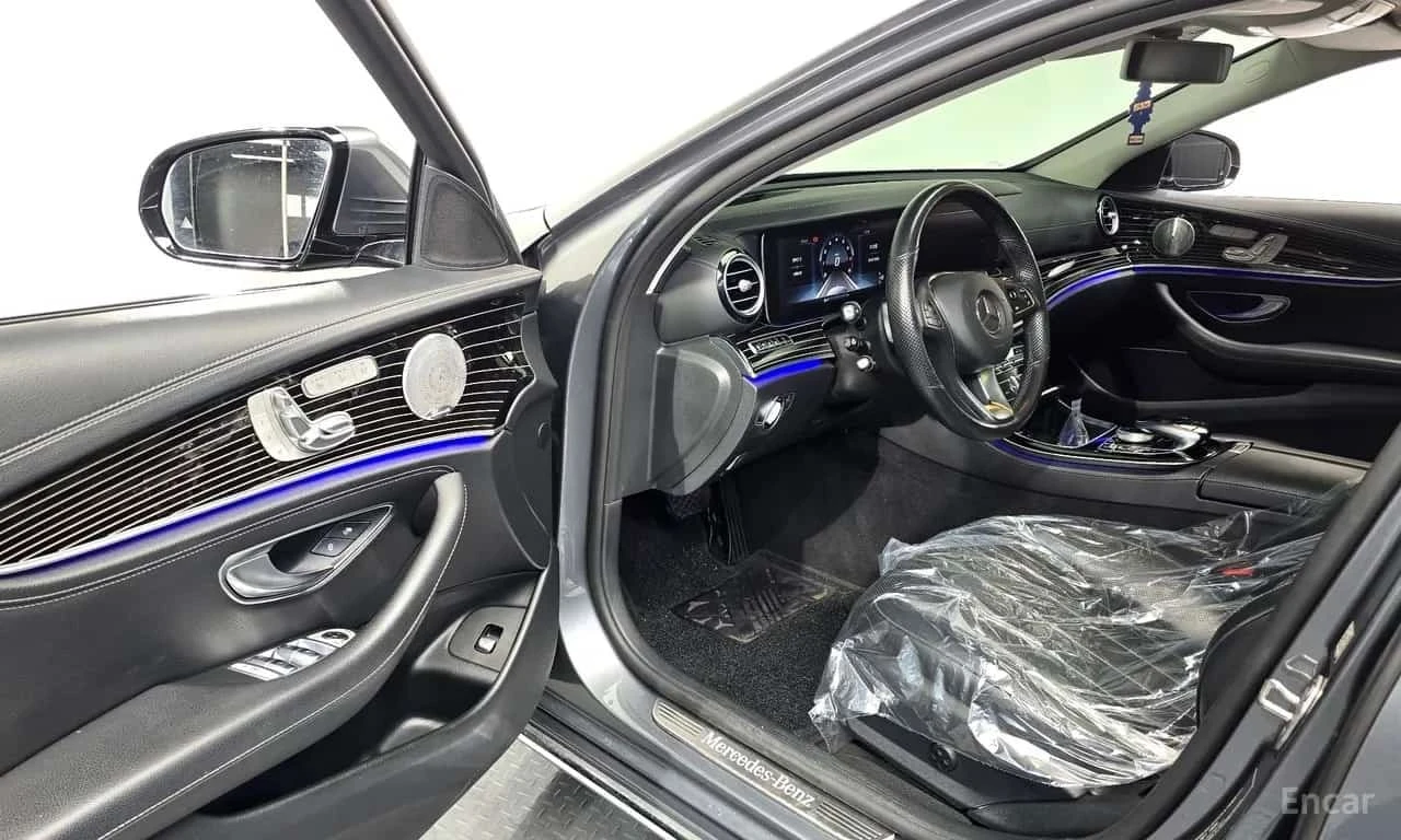 Mercedes-Benz E 400 4MATIC * Exclusive * 360 * ��������� *  | Mobile.bg � ����������� 10