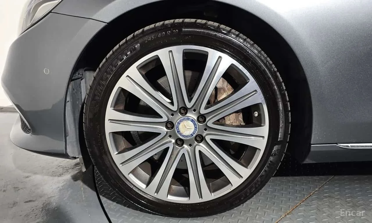 Mercedes-Benz E 400 4MATIC * Exclusive * 360 * ��������� *  | Mobile.bg � ����������� 5