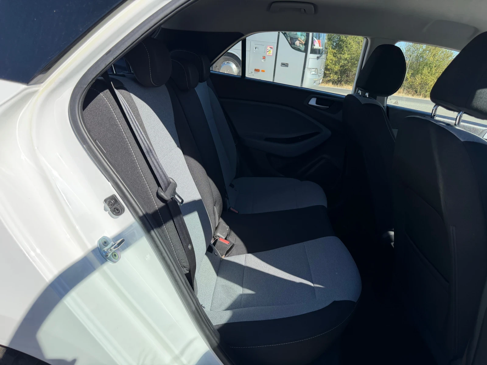 Hyundai I20 1.4 CRDI.KTEO. Comfort 90hp | Mobile.bg � ����������� 8