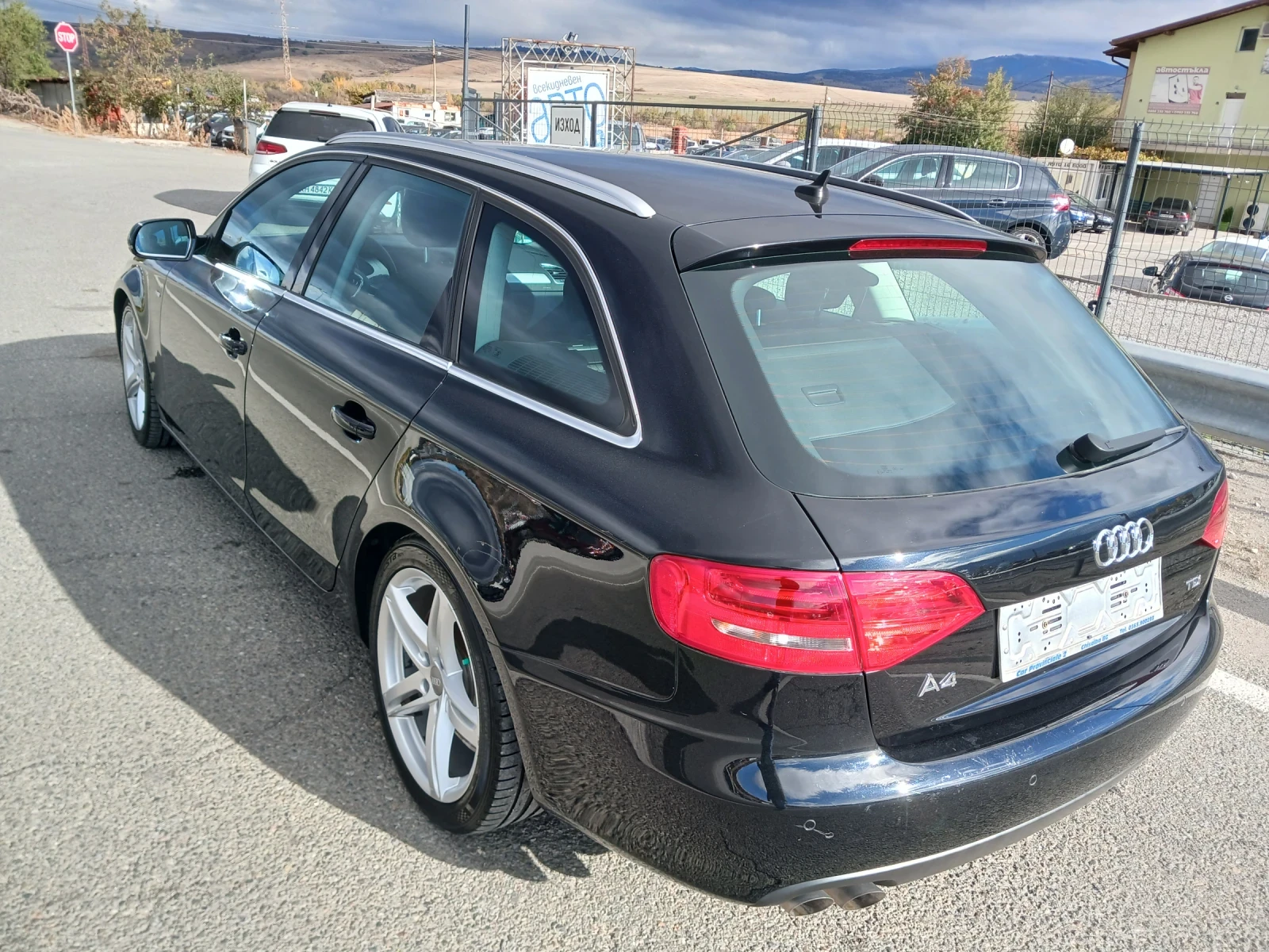 Audi A4 2.0 TDI, снимка 4 - Автомобили и джипове - 56697376