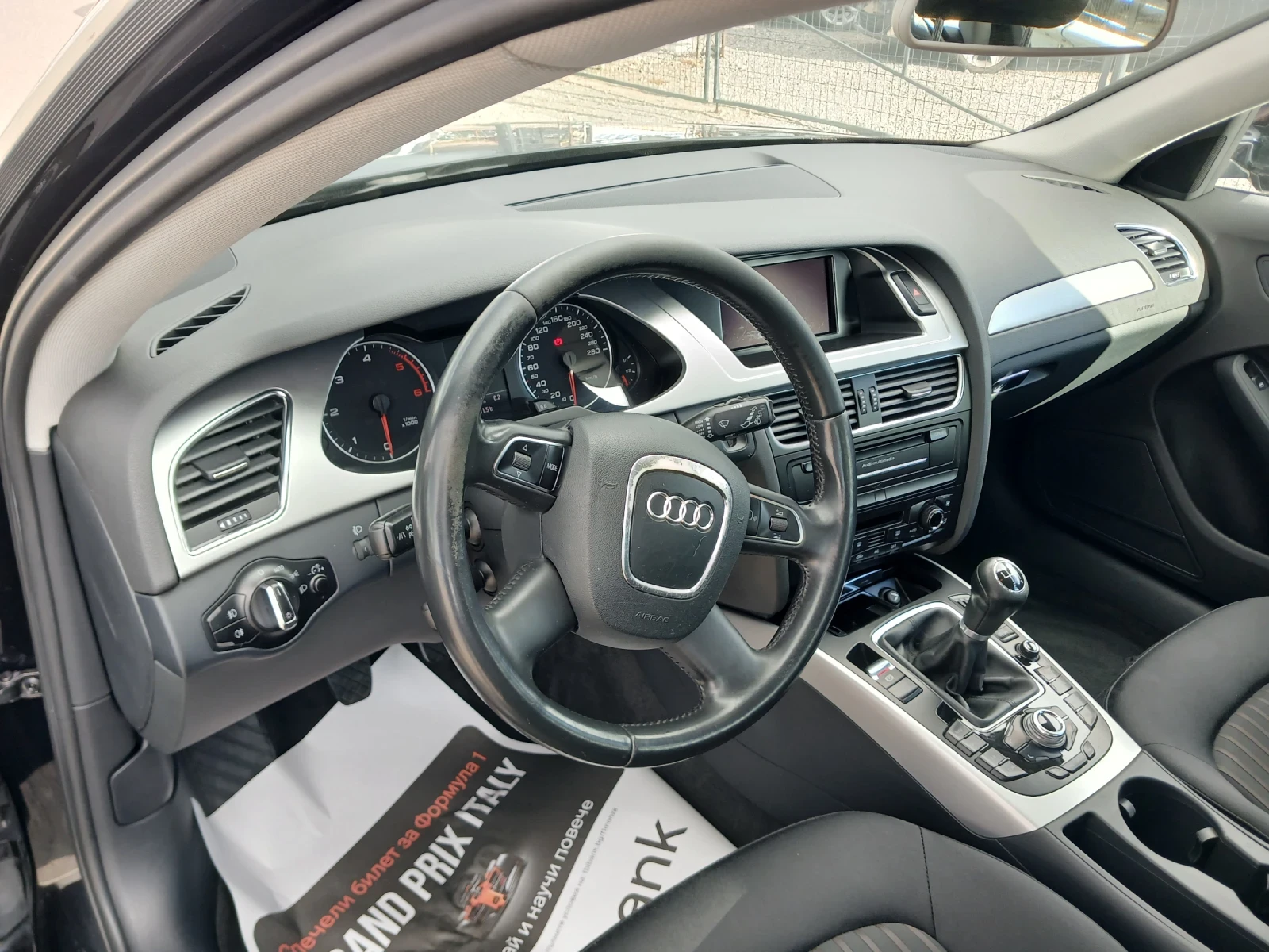 Audi A4 2.0 TDI, снимка 10 - Автомобили и джипове - 56697376