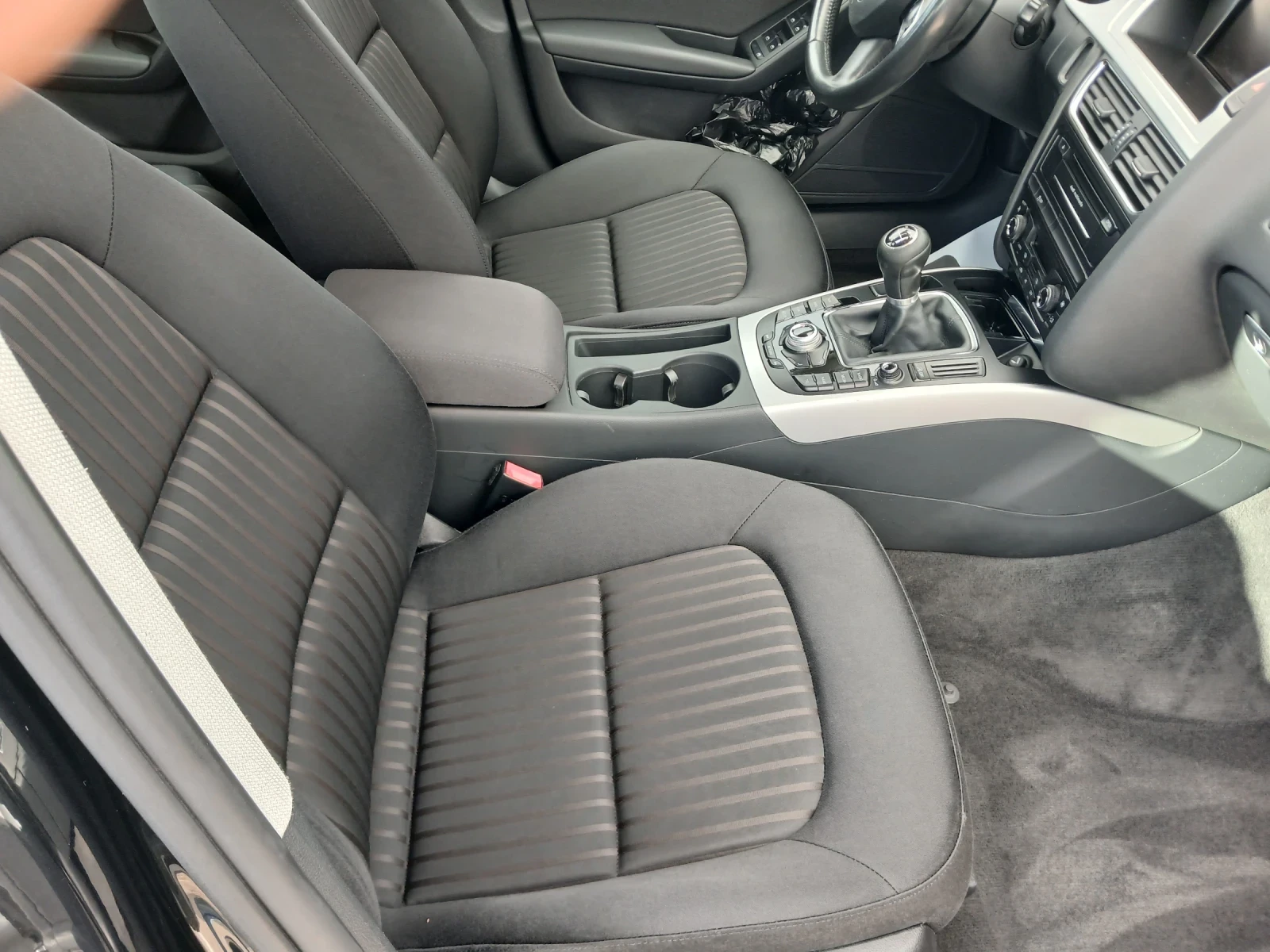 Audi A4 2.0 TDI, снимка 7 - Автомобили и джипове - 56697376