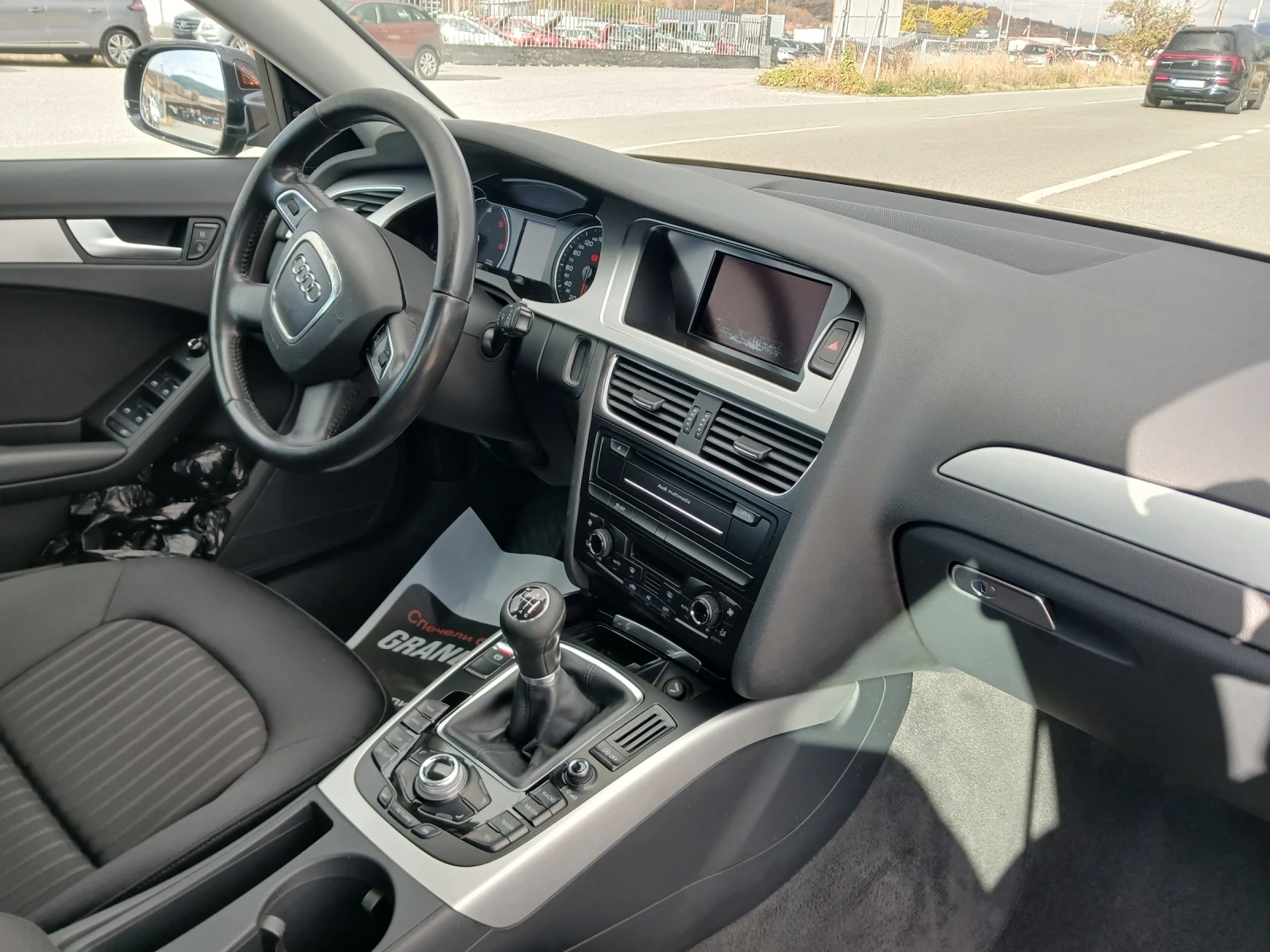 Audi A4 2.0 TDI, снимка 8 - Автомобили и джипове - 56697376