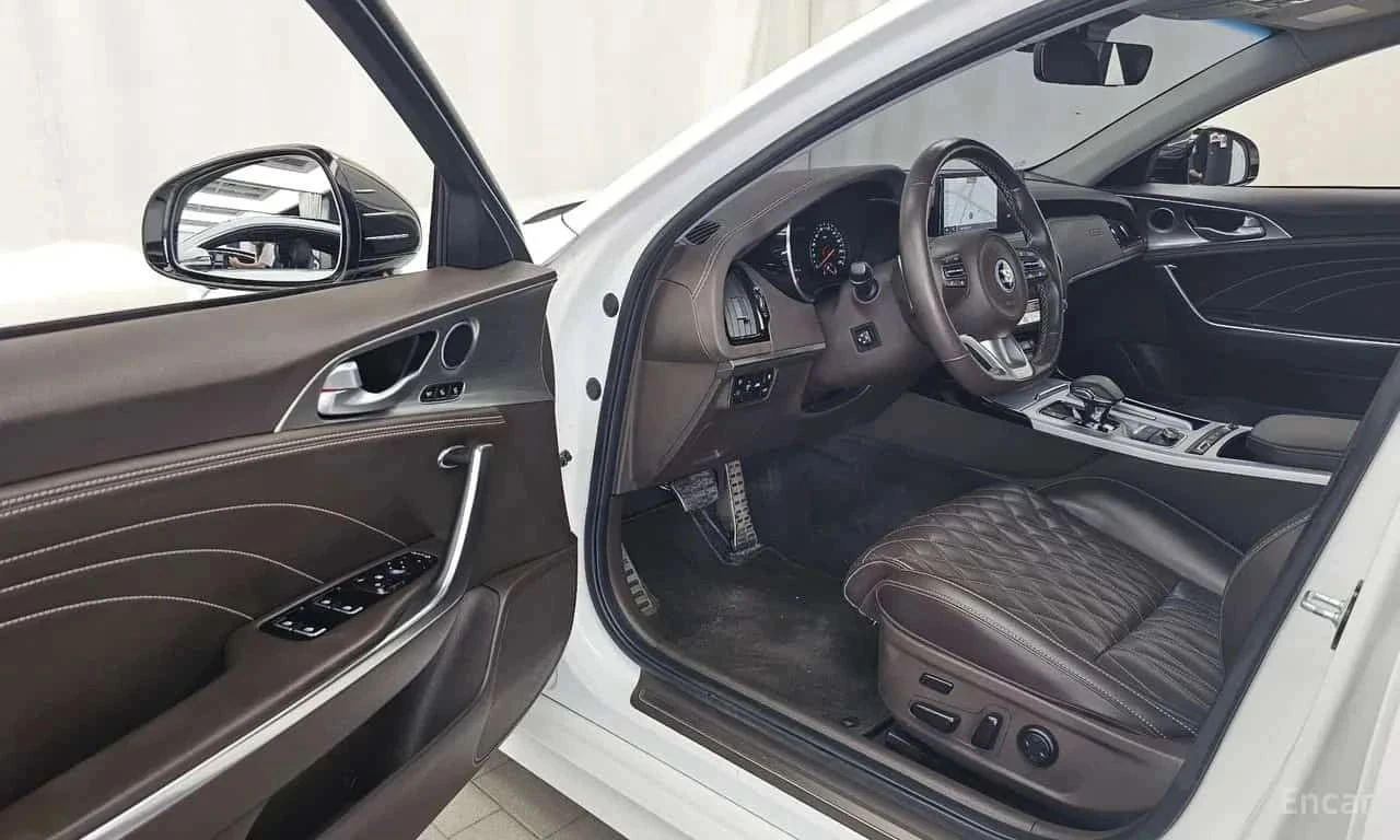 Kia Stinger, снимка 6 - Автомобили и джипове - 56727992