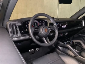 Porsche Cayenne S* E-HYBRID* PANO* HEAD-UP* BOSE* MEMORY* DISTR* , снимка 11